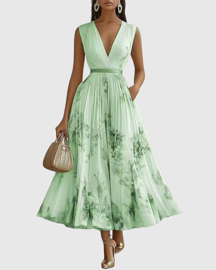 Carlotta - Women's Floral V-Neck Pleated Tiered A-Line Maxi Dress